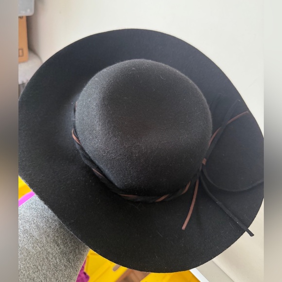 Collection Neighteen Wool Hat - Picture 2 of 6